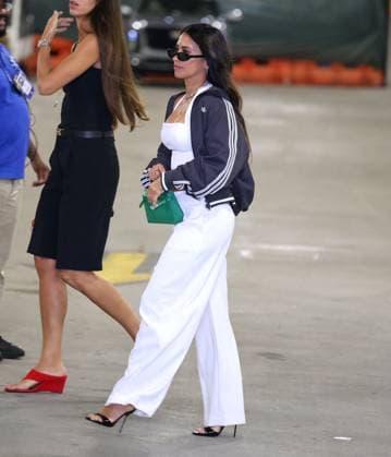 Antonela Roccuzzo At US Open - NYC Lionel Messi s wife Antonela Roccuzzo arrives at the opening night of the US Open in New York, NY on August 30, 2026. Photo by Charles Guerin ABACAPRESS.COM New York City NY United States  Copyright: xGuerinxCharles ABACAx