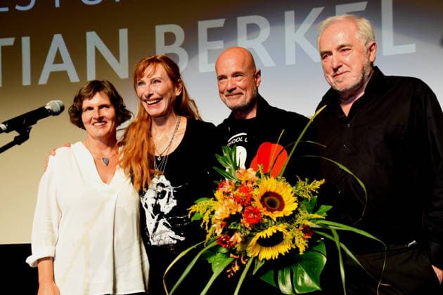 Daniela Goetz Festivalintendantin Andrea Sawatzki Schauspielerin Christian Berkel Schauspieler Festivalpreistraeger fuer Schauspielkunst 2026 Dr.Michael Goetz Laudator Festivalintendant Ludwigshafen 30..08.2026 am Rheinufer 22.Festival des Deutschen Films 2026 Foto Ludwigshafen *** Daniela Goetz, Festival Director; Andrea Sawatzki, Actress; Christian Berkel, Actor; 2026 Festival Award Winner for Acting; Dr. Michael Goetz, Laudator; Festival Director, Ludwigshafen, August 30, 2026, on the banks of the Rhine; 22nd German Film Festival 2026; Photo: Ludwigshafen