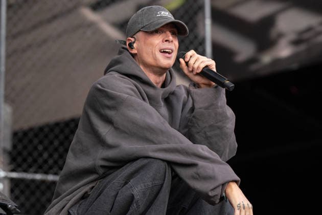 Ren performs at All Points East Festival in London, UK - 30 Aug 2026 Ren Gill, known professionally as Ren seen performing on stage at All Points East Festival. Ren Gill, known professionally as Ren performing at All Points East Festival on August 30th on the main stage ahead of Twenty One Pilots. London United Kingdom Copyright: xBonniexBritainx xSOPAxImagesx AP209313