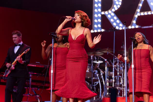 Raye performs at Leeds Festival Raye performs at Leeds Festival 2026, Bramham Park, Leeds, 30th August 2026, Credit:Mike Gray MIKE GRAY - B4227 Avalon  Copyright: xMikexGrayx xMIKExGRAYx-xB4227x xAvalonx 1129398147