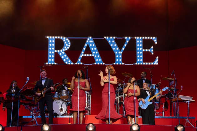 Raye performs at Leeds Festival Raye performs at Leeds Festival 2026, Bramham Park, Leeds, 30th August 2026, Credit:Mike Gray MIKE GRAY - B4227 Avalon  Copyright: xMikexGrayx xMIKExGRAYx-xB4227x xAvalonx 1129398448
