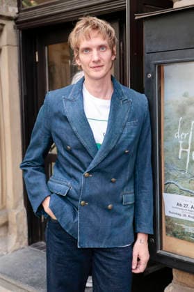 Paul Boche at the screening of the feature film *Der Heimatlose* at the Filmpalette in Cologne, August 30, 2026 Foto:xR.xSchmiegeltx xFuturexImagex heimatlose_6842