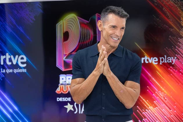 Presentation of the 2026 Juventud Awards TV host and actor Jesús Vázquez poses at the photocall for the presentation of the 2026 Juventud Awards on August 31, 2026, in Madrid, Spain. The Juventud Awards, presented by RTVE and TelevisaUnivision, highlight the work of role models for the younger generations, with categories such as television, streaming, music, and content creators. AUGUST 31, 2026 CELEBRITIES FAMOUS PEOPLE YOUTH Jesús Hellí Madrid Madrid, Spain Copyright: xJesusxHellinx 7740882