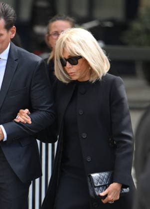 Mathilde Favier Funeral - Paris Brigitte Macron during the funeral of Mathilde Favier, director of public relations for Christian Dior Couture, at the Saint-Sulpice church in Paris, France, on August 31, 2026. She died in a car accident with her partner, French producer Nicolas Altmayer, on August 17, aged 57 and 61, respectively. Photo by Eliot Blondet ABACAPRESS.COM Paris France  Copyright: xBlondetxEliot ABACAx