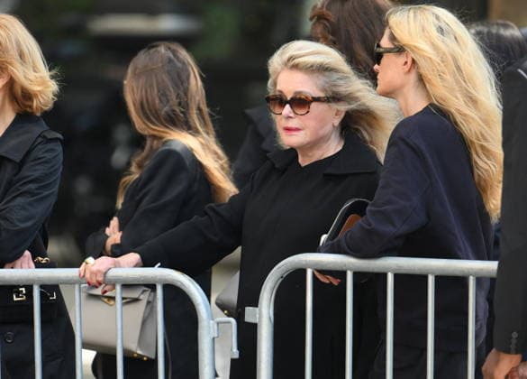 Mathilde Favier Funeral - Paris Catherine Deneuve during the funeral of Mathilde Favier, director of public relations for Christian Dior Couture, at the Saint-Sulpice church in Paris, France, on August 31, 2026. She died in a car accident with her partner, French producer Nicolas Altmayer, on August 17, aged 57 and 61, respectively. Photo by Eliot Blondet ABACAPRESS.COM Paris France  Copyright: xBlondetxEliot ABACAx