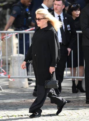 Mathilde Favier Funeral - Paris Catherine Deneuve during the funeral of Mathilde Favier, director of public relations for Christian Dior Couture, at the Saint-Sulpice church in Paris, France, on August 31, 2026. She died in a car accident with her partner, French producer Nicolas Altmayer, on August 17, aged 57 and 61, respectively. Photo by Eliot Blondet ABACAPRESS.COM Paris France  Copyright: xBlondetxEliot ABACAx