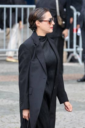 Amira Casar Arriving at Mathilde Favier’s funeral at the Church of Saint Sulpice in Paris on August 31, 2026 Dominique Jacovides Cyril Moreau Bestimage arriving at the funeral of Mathilde Favier at the Church of Saint Sulpice in Paris on August 31, 2026 Paris, France  Copyright: xJACOVIDES-MOREAUx xBESTIMAGExJACOVIDES-MOREAUx xBESTIMAGEx
