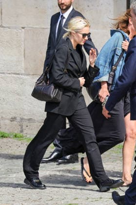 Nadia Tereszkiewicz Arriving at Mathilde Favier’s funeral at the Church of Saint Sulpice in Paris on August 31, 2026 Dominique Jacovides Cyril Moreau Bestimage Arrivals at the funeral of Mathilde Favier at the Church of Saint Sulpice in Paris on August 31, 2026 Paris, France  Copyright: xJACOVIDES-MOREAUx xBESTIMAGExJACOVIDES-MOREAUx xBESTIMAGEx