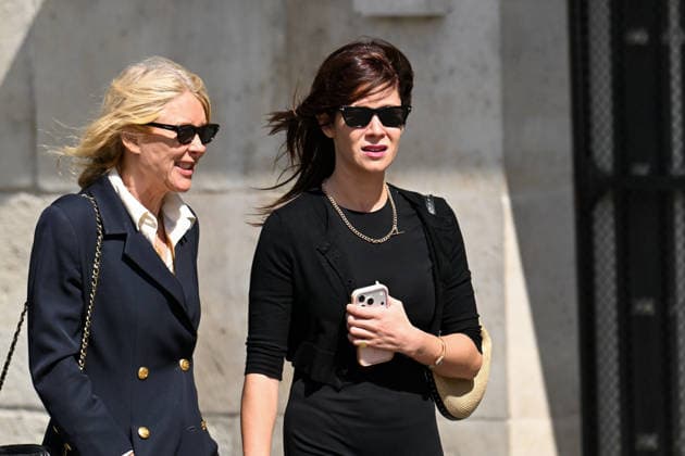 NEWS : Funà railles de Mathilde Favier, directrice des relations publiques de Christian Dior Couture, à l à glise Saint-Sulpice à Paris - 31 08 2026 Funeral of Mathilde Favier, director of public relations for Christian Dior Couture, at the Saint-Sulpice church in Paris, France, on August 31, 2026. She died in a car accident with her partner, French producer Nicolas Altmayer, on August 17, aged 57 and 61, respectively. PARISFrance Copyright: xLIONELxURMANx