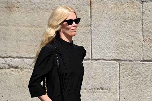 NEWS : Funà railles de Mathilde Favier, directrice des relations publiques de Christian Dior Couture, à l à glise Saint-Sulpice à Paris - 31 08 2026 Claudia Schiffer - Funeral of Mathilde Favier, director of public relations for Christian Dior Couture, at the Saint-Sulpice church in Paris, France, on August 31, 2026. She died in a car accident with her partner, French producer Nicolas Altmayer, on August 17, aged 57 and 61, respectively. PARISFrance Copyright: xLIONELxURMANx
