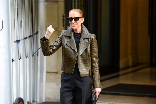 Céline Dion was cheered by her fans as she left the Royal Monceau luxury hotel in Paris, France, on August 31, 2026. Céline Dion is making her grand return to the stage in Paris with a series of exceptional concerts at the Paris La Défense Arena from September 12 to October 17, 2026. Sixteen exclusive dates in September and October 2026, as well as ten dates in May 2027, for a show that is already shaping up to be historic. Bestimage Canadian singer Céline Dion is acclaimed by fans as she leaves the Royal Monceau luxury hotel in Paris, France, on August 31, 2026. Céline Dion is making her grand return to the stage in Paris with a series of extraordinary concerts at the Paris La Défense Arena from September 12 to October 17, 2026. Sixteen e Copyright: xAgencex xBestimagexAgencex xBestimagex