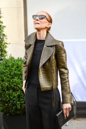 Céline Dion was cheered by her fans as she left the Royal Monceau luxury hotel in Paris, France, on August 31, 2026. Céline Dion is making her grand return to the stage in Paris with a series of exceptional concerts at the Paris La Défense Arena from September 12 to October 17, 2026. Sixteen exclusive dates in September and October 2026, as well as ten dates in May 2027, for a show that is already shaping up to be historic. Bestimage Canadian singer Céline Dion is acclaimed by fans as she leaves the Royal Monceau luxury hotel in Paris, France, on August 31, 2026. Céline Dion is making her grand return to the stage in Paris with a series of extraordinary concerts at the Paris La Défense Arena from September 12 to October 17, 2026. Sixteen e Copyright: xAgencex xBestimagexAgencex xBestimagex