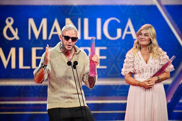 STOCKHOLM, SWEDEN 20260831 Joakim Lundell and Pernilla Wahlgren win the Kristallen awards for Male and Female Host of the Year at the 2026 Kristallen Gala at Cirkus in Stockholm STOCKHOLM SWEDEN x10430x  Copyright: xChristinexOlsson TTx KRISTALLENGALAN 2026 0Rl_eH0yN-c