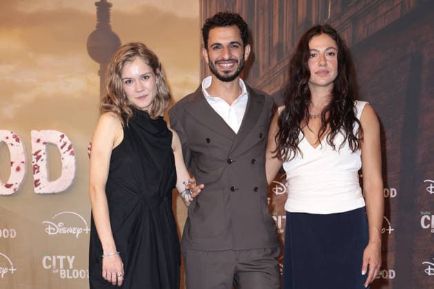 Lea Drinda, Mouataz Alshaltouh, and Soma Pysall at the premiere of the Disney series *City of Blood* on August 31, 2026, in Berlin. Lea Drinda, Mouataz Alshaltouh, and Soma Pysall attend the premiere of Hulu’s City of Blood Season 1 on August 31, 2026, at Kino International in Berlin, Germany. City of Blood Series Premiere in Berlin