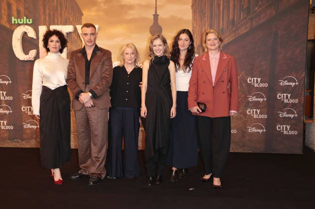 Melika Foroutan, David Schuetter, Dagmar Manzel, Lea Drinda, Soma Pysall, and Joerdis Triebel at the premiere of the Disney series *City of Blood* on August 31, 2026, in Berlin. Melika Foroutan, David Schuetter, Dagmar Manzel, Lea Drinda, Soma Pysall, and Joerdis Triebel attend the premiere of Hulu’s *Ci