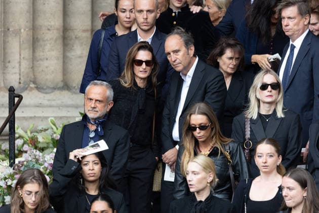 Mathilde Favier Funeral - Paris RL Camille Cottin, Xavier Niel during the funeral of Mathilde Favier, director of public relations for Christian Dior Couture, at the Saint-Sulpice church in Paris, France, on August 31, 2026. She died in a car accident with her partner, French producer Nicolas Altmayer, on August 17, aged 57 and 61, respectively. Photo by Raphael Lafargue ABACAPRESS.COM Paris France  Copyright: xLafarguexRaphael ABACAx