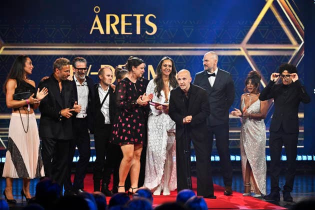 STOCKHOLM, SWEDEN 20260831 The Dogs wins the award for TV Drama of the Year at the 2026 Kristallen Awards at Cirkus in Stockholm STOCKHOLM SWEDEN x10430x  Copyright: xChristinexOlsson TTx KRISTALLENGALAN 2026 TjQsr05iLoE