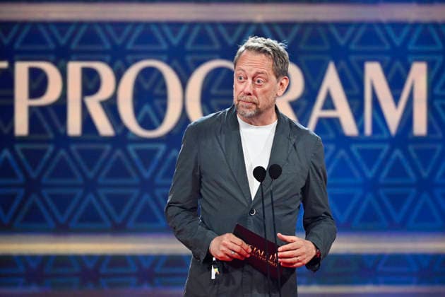 STOCKHOLM, SWEDEN, August 31, 2026 Peter Settman presents the Crystal Award for Viewers Favorite Program during the 2026 Kristallen Gala at Cirkus in Stockholm STOCKHOLM, SWEDEN x10430x  Copyright: xChristinexOlsson TTx KRISTALLENGALAN 2026 pTY0OYU1RXo
