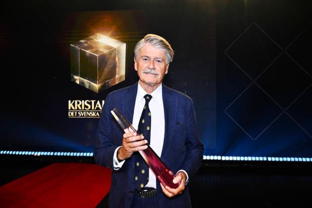STOCKHOLM, SWEDEN 20260831 Rolf Porseryd with the crystal trophy for the Honorary Award of the Year at the 2026 Kristallen Gala at Cirkus in Stockholm STOCKHOLM, SWEDEN x10430x  Copyright: xChristinexOlsson TTx KRISTALLENGALAN 2026 hlYYq8C6Pec
