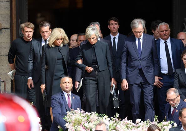 Obseques de Mathilde Favier en l™Ã glise Saint-Sulpice a Paris Obseques de Mathilde Favier en l™Ã glise Saint-Sulpice a Paris . France , Paris le 31 aout 2026 Pictures :Brigitte Macron, Helene Mercier Arnault , Bernard Arnault  Copyright: xDavidxKerx