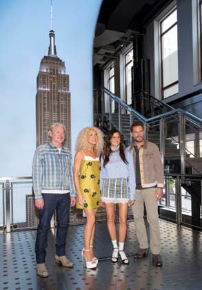 August 31, 2026, New York, New York, USA: PHILIP SWEET, KIMBERLY SCHLAPMAN, KAREN FAIRCHILD and JIMI WESTBROOK of LITTLE BIG TOWN visit the Empire State Building in New York to celebrate the release of their 12th studio album, It s A Dying Art via MCA. 31 August 2026 New York USA  - ZUMAa265 20260831_zep_a265_002 Copyright: xEricxAcquayex