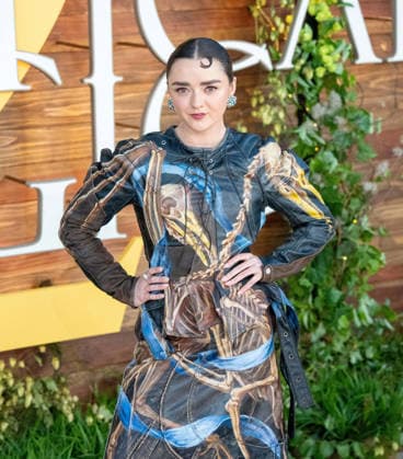 August 31, 2026, Westwood, California, United States: Maisie Williams arrives on the red carpet premiere of Practical Magic 2 at the Directors Village in Westwood California on Aug. 31, 2026. Westwood United States  - ZUMAt169 20260831_zep_t169_039 Copyright: xConnorxTerryx