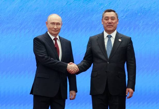 Kyrgyzstan SCO Summit 9232178 01.09.2026 Russian President Vladimir Putin is welcomed by Kyrgyz President Sadyr Japarov before a session of the Shanghai Cooperation Organization (SCO) summit in Bishkek, Kyrgyzstan. Vyacheslav Prokofiev Sputnik Bishkek Kyrgyzstan  Copyright: xVyacheslavxProkofievx