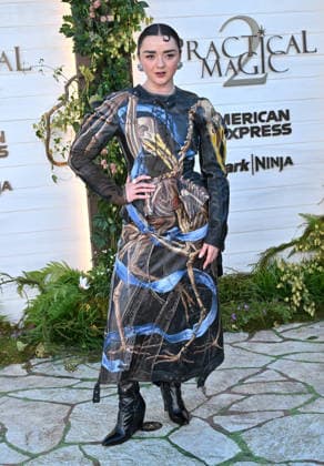 ˜Practical Magic 2™ US Premiere Maisie Williams arriving to the Practical Magic 2 US premiere held at the Directors Village on August 31, 2026 in Westwood, CA. Westwood Directors Village California USA Copyright: xLISAxOConnorx xAFF-USA.comx