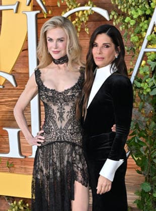 ˜Practical Magic 2™ US Premiere Nicole Kidman and Sandra Bullock arriving to the Practical Magic 2 US premiere held at the Directors Village on August 31, 2026 in Westwood, CA. Westwood Directors Village California USA Copyright: xLISAxOConnorx xAFF-USA.comx