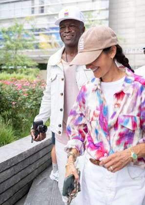 August 31, 2026, New York, Ny, United States: Seal sang beside a 14-foot purple and pink teddy bear sculpture called Love MattersÃ¢â‚¬Â¦Everywhere . Held at The Vessel at Hudson Yards in New York. Zuma Press August 31, 2026. New York United States  - ZUMAp281 20260831_zea_p281_013 Copyright: xPhotoxImagexPressx