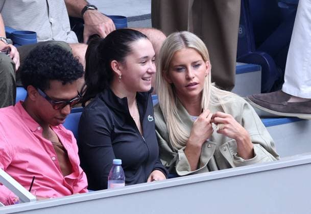 Us Open - Caroline Daur and Eva Lys In The Stands Caroline Daur and German tennis player Eva Lys attend the night session on day 2 at te US Open in New York, NY on August 31, 2026. Photo by Dylan Travis ABACAPRESS.COM New York NY  Copyright: xDylanxTravis ABACAx