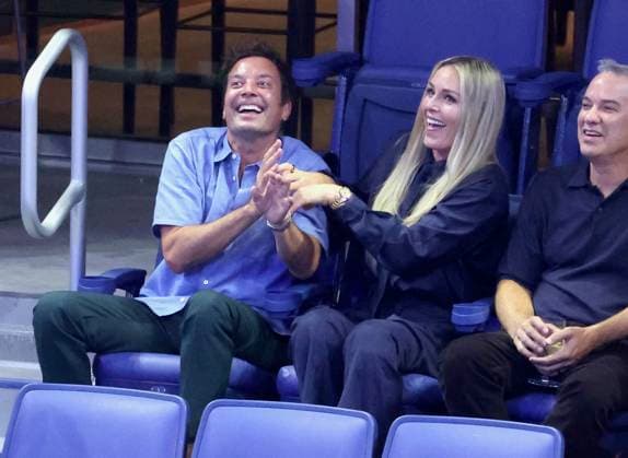 Us Open - Jimmy Fallon and Lindsey Vonn In The Stands Jimmy Fallon and Lindsey Vonn attend the night session on day 2 at te US Open in New York, NY on August 31, 2026. Photo by Dylan Travis ABACAPRESS.COM New York NY  Copyright: xDylanxTravis ABACAx
