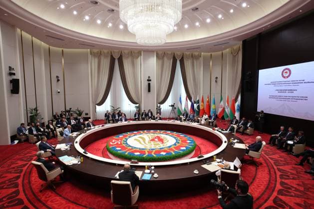 Kyrgyzstan SCO Summit 9232360 01.09.2026 From left, Kazakh President Kassym-Jomart Tokayev, Chinese President Xi Jinping, Pakistani Prime Minister Shehbaz Sharif, Russian President Vladimir Putin, Tajik President Emomali Rahmon, Iranian President Masoud Pezeshkian, Uzbek President Shavkat Mirziyoyev, Director of the Executive Committee of the Shanghai Cooperation Organisation (SCO) Regional Anti-Terrorist Structure Ularbek Sharsheev, SCO Secretary-General Nurlan Yermekbayev, Indian Prime Minister Narendra Modi, Kyrgyz President Sadyr Japarov and Belarusian President Alexander Lukashenko attend a session of the Shanghai Cooperation Organization (SCO) summit in Bishkek, Kyrgyzstan. Petr Kovalev Sputnik Bishkek Kyrgyzstan  Copyright: xPetrxKovalevx