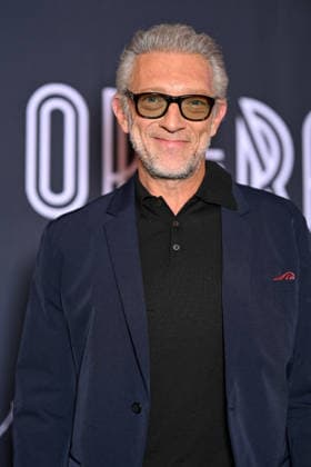 Vincent Cassel at the premiere of the film *The Opera* at the Folies Bergère in Paris on August 31, 2026. Pierre Perusseau, Bestimage. Premiere of the film *The Opera* at the Folies Bergère in Paris on August 31, 2026. Paris, France  Copyright: xPierrexPerusseaux xBestimagexPierrexPerusseaux xBestimagex