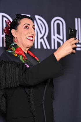 Rossy de Palma at the premiere of the film *The Opera* at the Folies Bergère in Paris on August 31, 2026. Pierre Perusseau, Bestimage. Premiere of the film *The Opera* at the Folies Bergère in Paris on August 31, 2026. Paris, France  Copyright: xPierrexPerusseaux xBestimagexPierrexPerusseaux xBestimagex