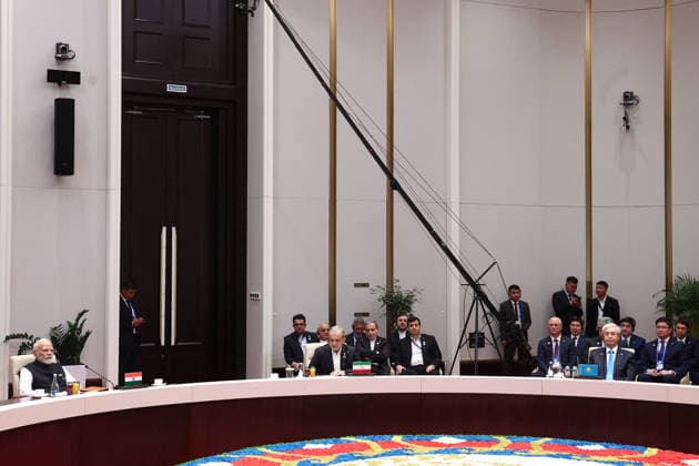 Iranian President Pezeshkian attends SCO Summit in Bishkek BISHKEK, KYRGYZSTAN - SEPTEMBER 01: (----EDITORIAL USE ONLY – MANDATORY CREDIT - IRANIAN PRESIDENCY HANDOUT - NO MARKETING NO ADVERTISING CAMPAIGNS - DISTRIBUTED AS A SERVICE TO CLIENTS----) ( RESTRICTIONS: NO Access Israel Media Persian Language TV Stations Outside Iran Strictly No Access BBC Persian VOA Persian Manoto TV Iran International TV ) Iranian President Masoud Pezeshkian speaks during the Shanghai Cooperation Organization (SCO) Council of Heads of State Meeting in Bishkek, Kyrgyzstan, on September 01, 2026. Iranian Presidency Handout Anadolu Bishkek Kyrgyzstan. Editorial use only. Please get in touch for any other usage.  Copyright: x2026xAnadoluxIranianxPresidency Handoutx