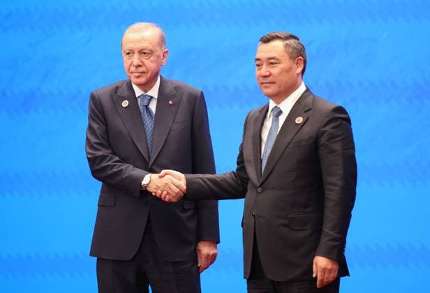 Kyrgyzstan SCO Summit 9232510 01.09.2026 Turkish President Recep Tayyip Erdogan is welcomed by Kyrgyz President Sadyr Japarov before a meeting in the Shanghai Cooperation Organization (SCO) Plus format in Bishkek, Kyrgyzstan. Petr Kovalev Sputnik Bishkek Kyrgyzstan  Copyright: xPetrxKovalevx