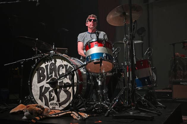 ‘The Black Keys’ performing at Eventim Apollo in London LONDON, ENGLAND - AUGUST 31: Patrick Carney of ‘The Black Keys’ performing at Eventim Apollo on August 31, 2026 in London, England. CAP MAR MAR Great Britain UK Copyright: xMartinxHarris CapitalxPicturesx