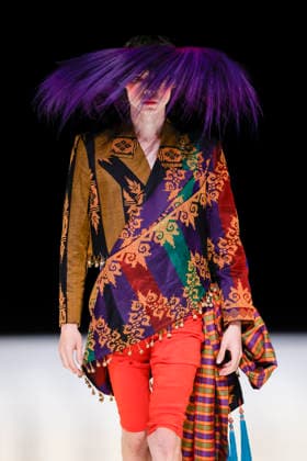 September 1, 2026, Tokyo, Japan: A model wearing fashion designer Jaggy Glarino s collection walks down the runway during the BENCH Fashion Show Threads of Dreams , part of the Rakuten Fashion Week TOKYO 2027 Spring Summer Collection. BENCH is the largest fashion and lifestyle brand in Philippines. The fashion week runs from August 31 to September 5. Tokyo Japan  - ZUMAm191 20260901_aap_m191_006 Copyright: xRodrigoxReyesxMarinx