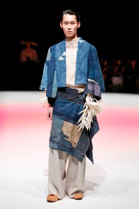 September 1, 2026, Tokyo, Japan: A model wearing fashion designer Rhett Eala s collection walks down the runway during the BENCH Fashion Show Threads of Dreams , part of the Rakuten Fashion Week TOKYO 2027 Spring Summer Collection. BENCH is the largest fashion and lifestyle brand in Philippines. The fashion week runs from August 31 to September 5. Tokyo Japan  - ZUMAm191 20260901_aap_m191_016 Copyright: xRodrigoxReyesxMarinx