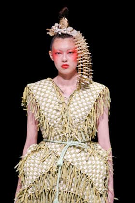 September 1, 2026, Tokyo, Japan: A model wearing fashion designer Jaggy Glarino s collection walks down the runway during the BENCH Fashion Show Threads of Dreams , part of the Rakuten Fashion Week TOKYO 2027 Spring Summer Collection. BENCH is the largest fashion and lifestyle brand in Philippines. The fashion week runs from August 31 to September 5. Tokyo Japan  - ZUMAm191 20260901_aap_m191_020 Copyright: xRodrigoxReyesxMarinx