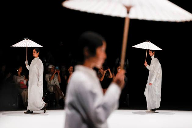 September 1, 2026, Tokyo, Japan: Models wearing fashion designer Joey Samson s collection walk down the runway during the BENCH Fashion Show Threads of Dreams , part of the Rakuten Fashion Week TOKYO 2027 Spring Summer Collection. BENCH is the largest fashion and lifestyle brand in Philippines. The fashion week runs from August 31 to September 5. Tokyo Japan  - ZUMAm191 20260901_aap_m191_026 Copyright: xRodrigoxReyesxMarinx