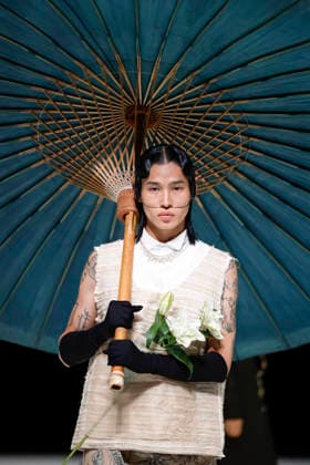September 1, 2026, Tokyo, Japan: A model wearing fashion designer Joey Samson s collection walks down the runway during the BENCH Fashion Show Threads of Dreams , part of the Rakuten Fashion Week TOKYO 2027 Spring Summer Collection. BENCH is the largest fashion and lifestyle brand in Philippines. The fashion week runs from August 31 to September 5. Tokyo Japan  - ZUMAm191 20260901_aap_m191_030 Copyright: xRodrigoxReyesxMarinx
