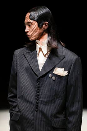 September 1, 2026, Tokyo, Japan: A model wearing fashion designer Joey Samson s collection walks down the runway during the BENCH Fashion Show Threads of Dreams , part of the Rakuten Fashion Week TOKYO 2027 Spring Summer Collection. BENCH is the largest fashion and lifestyle brand in Philippines. The fashion week runs from August 31 to September 5. Tokyo Japan  - ZUMAm191 20260901_aap_m191_042 Copyright: xRodrigoxReyesxMarinx