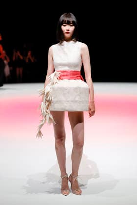 September 1, 2026, Tokyo, Japan: A model wearing fashion designer Rhett Eala s collection walks down the runway during the BENCH Fashion Show Threads of Dreams , part of the Rakuten Fashion Week TOKYO 2027 Spring Summer Collection. BENCH is the largest fashion and lifestyle brand in Philippines. The fashion week runs from August 31 to September 5. Tokyo Japan  - ZUMAm191 20260901_aap_m191_052 Copyright: xRodrigoxReyesxMarinx