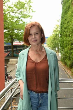 Actress Petra Blossey poses at the big fan gathering and awards ceremony for the RTL series *Unter Uns*
