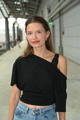 Actress Amrei Haardt poses at the big fan gathering and awards ceremony for the RTL series *Unter Uns*