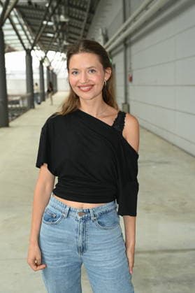 Actress Amrei Haardt poses at the big fan gathering and awards ceremony for the RTL series *Unter Uns*