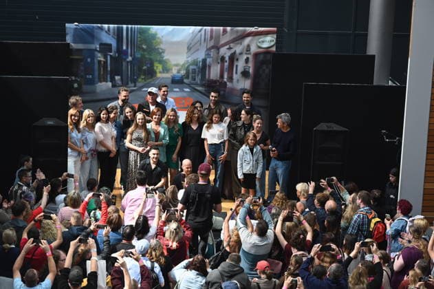 Actors from the cult series *Unter Uns* pose on stage in front of fans at the big fan gathering and awards ceremony for the RTL series *Unter Uns*