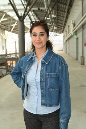 Actress Özge Delioglan poses at the big fan gathering and awards ceremony for the RTL series *Unter Uns*